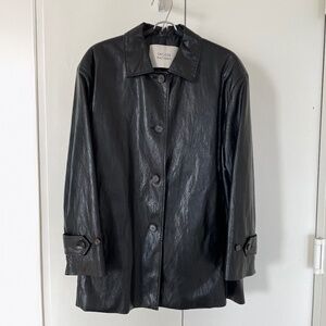 Facade Pattern Leather Half Coat_Black